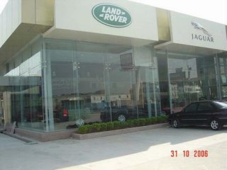 路虎專賣(mài)店